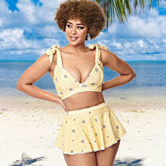 Unique Vintage Two Piece Swimwear Matching Set Bottom Skirt Daisy Flower Beach